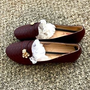 Never worn, burgundy loafers